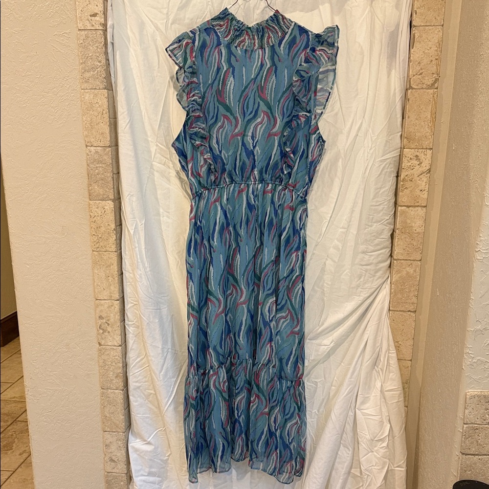Eesome Blue and Pink Wave Maxi Dress
